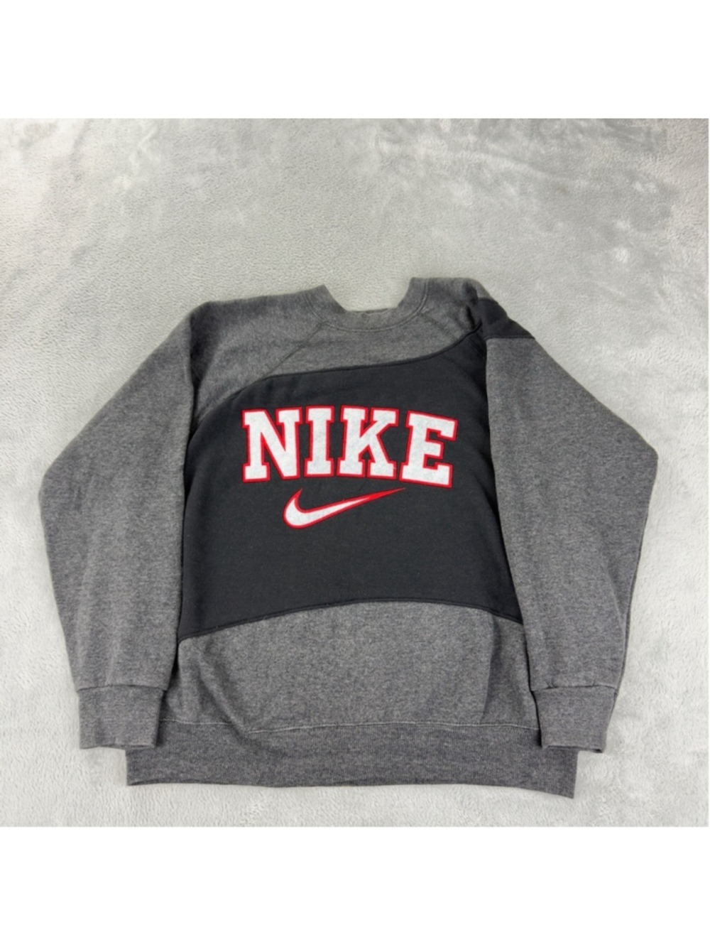Nike Rework Men's Size Medium Grey Fleece Lined Crewneck Long Sleeve Sweater